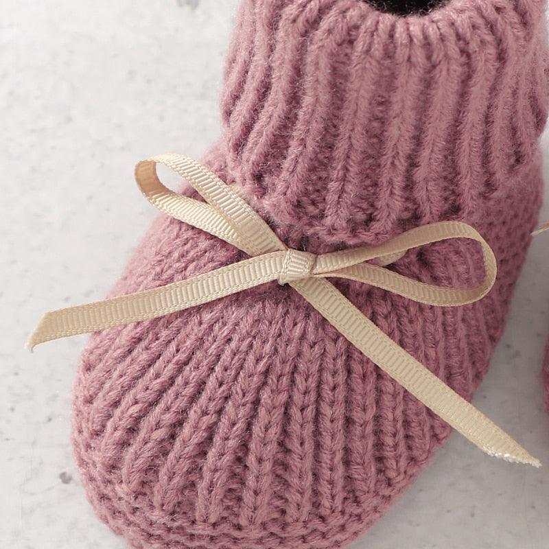 Schattige Gebreide Babyschoenen en Wanten Set